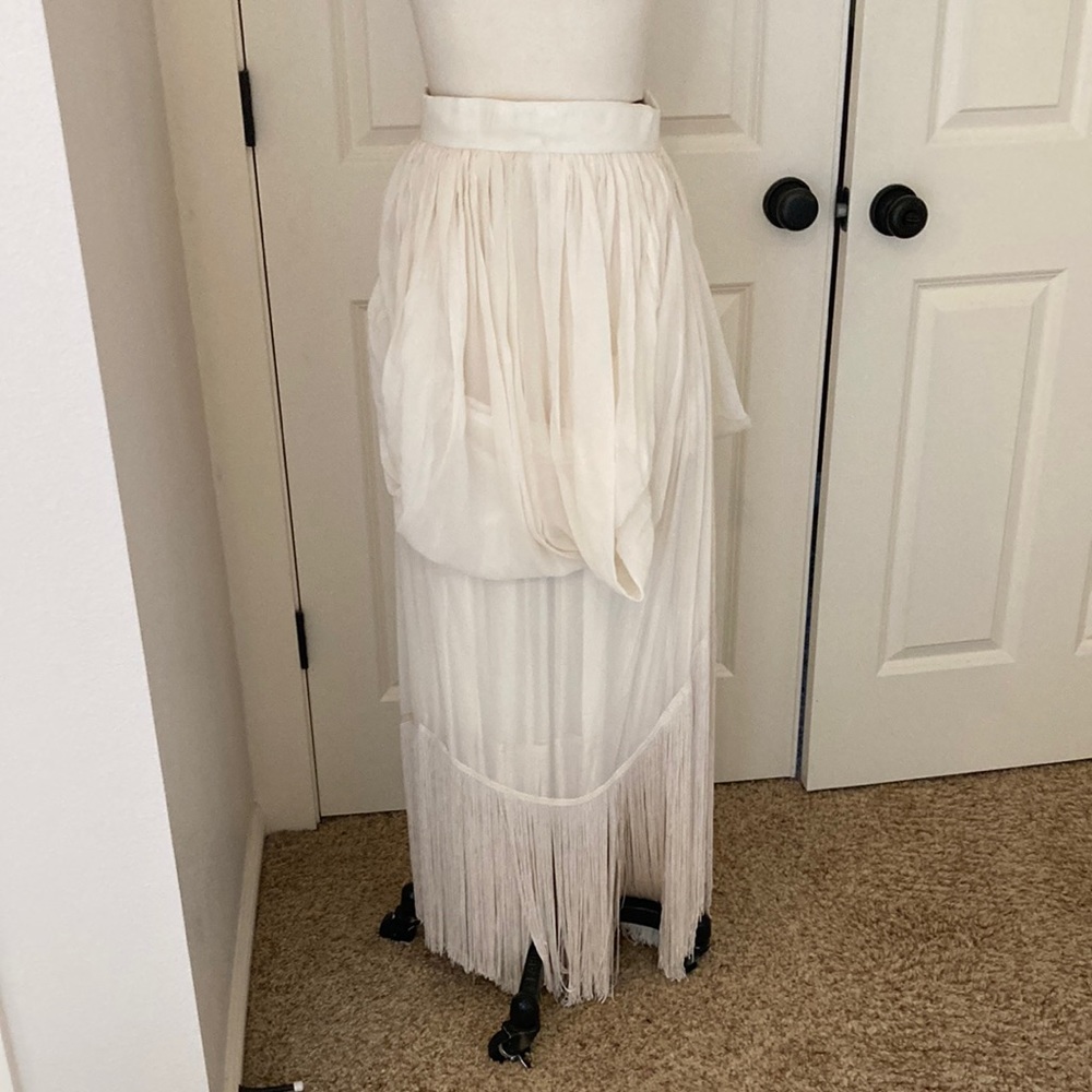 Exquisite dolce & Gabbana skirt cream size 40